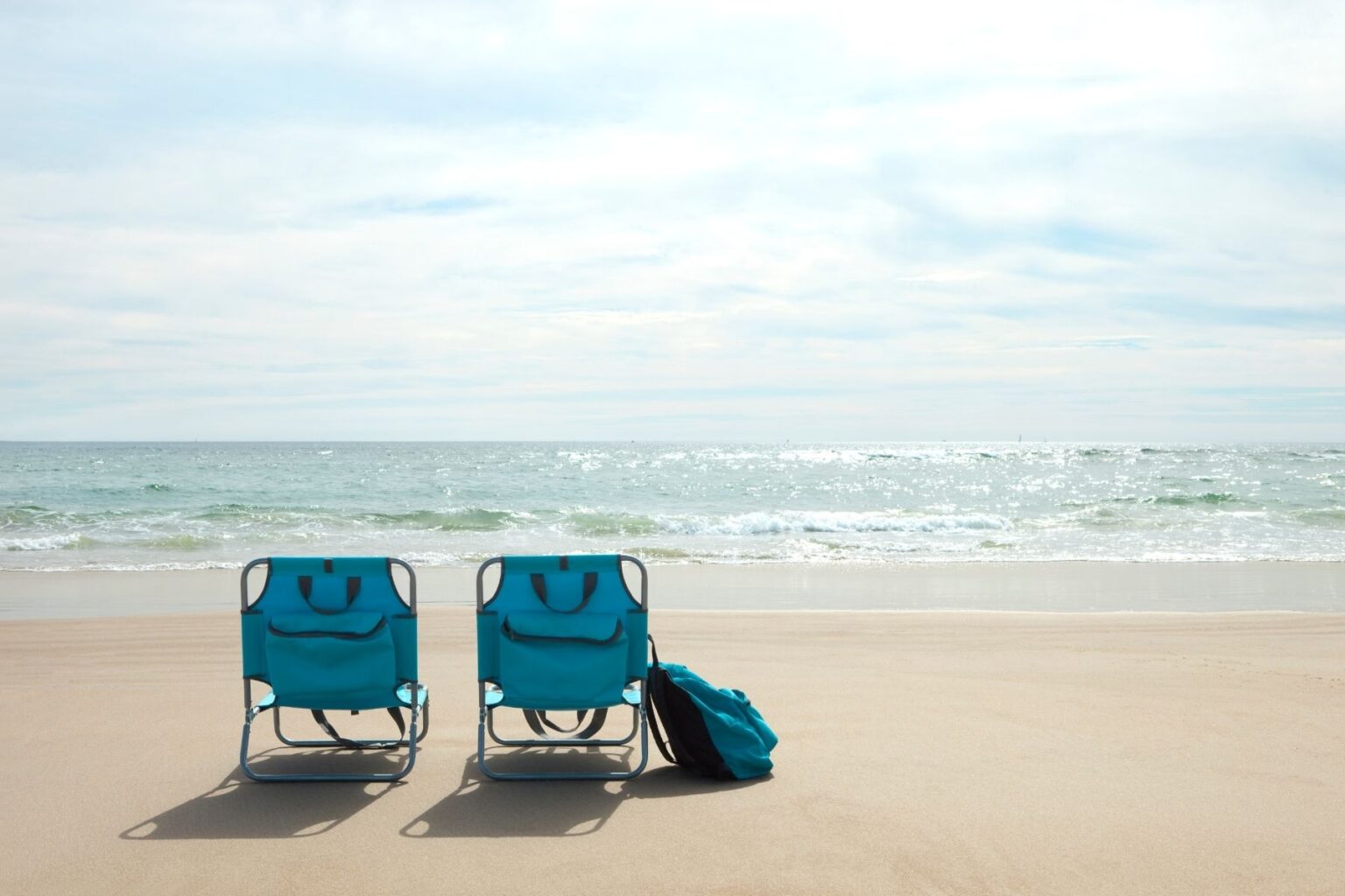charleston beach chair rentals set up for you